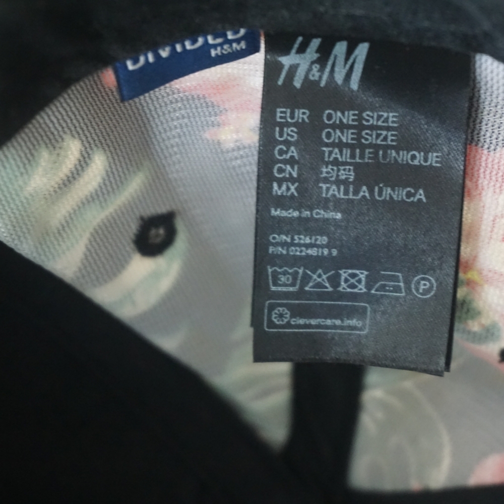 H&M Black Floral Hat